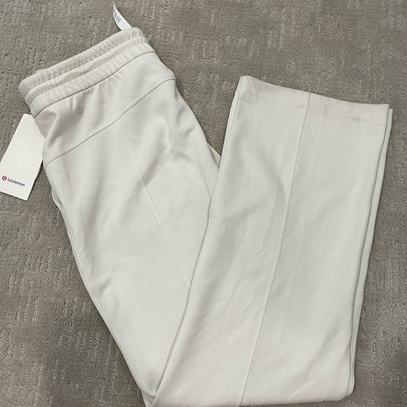 BNWT LULULEMON softstreme pant regular sz 10 bone - Picture 9 of 12